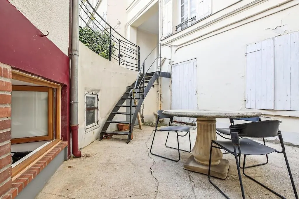 Studio With Little Garden-Terrace At Trocadero Parijs Frankrijk